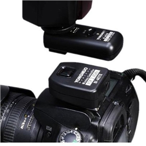 BuySKU73361 YONGNUO RF-602 2.4GHz Wireless Remote Control Flash Trigger for Nikon (Black)
