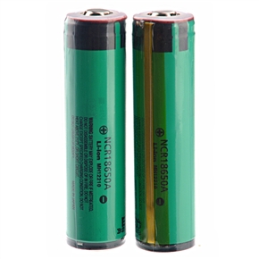 BuySKU74644 3.7V 3100mAh NCR 18650A IC Protected Rechargeable Li-ion Battery - One Pair (Green)